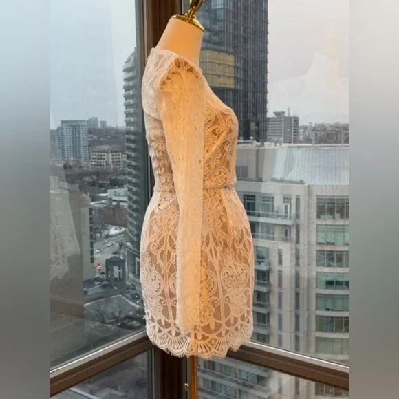 🆕 BRONX & BANCO 🧿 NWOT Casey White Lace Long Sleeve Mini Dress, Sz XS / US 2 - Picture 6 of 16